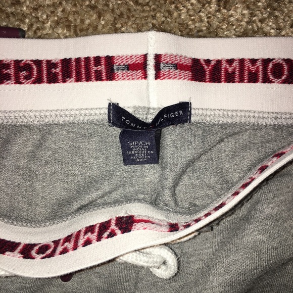 Tommy Hilfiger Sweats - Picture 2 of 2
